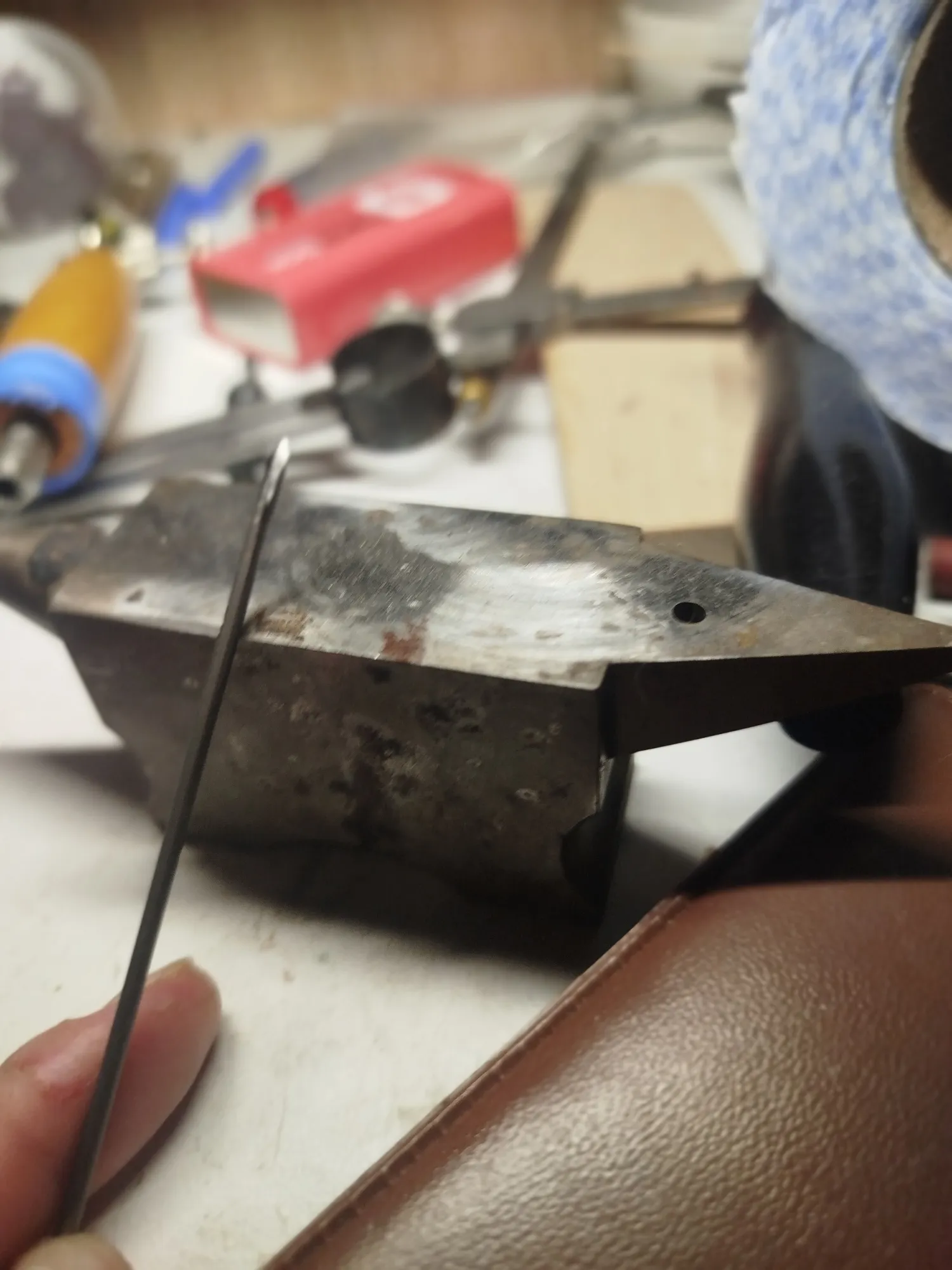 у меня не получилось, просто царапает