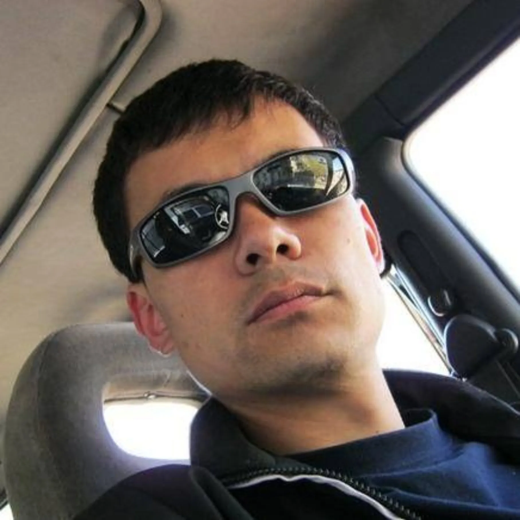 Воть я. Всеравно в инете болтается.