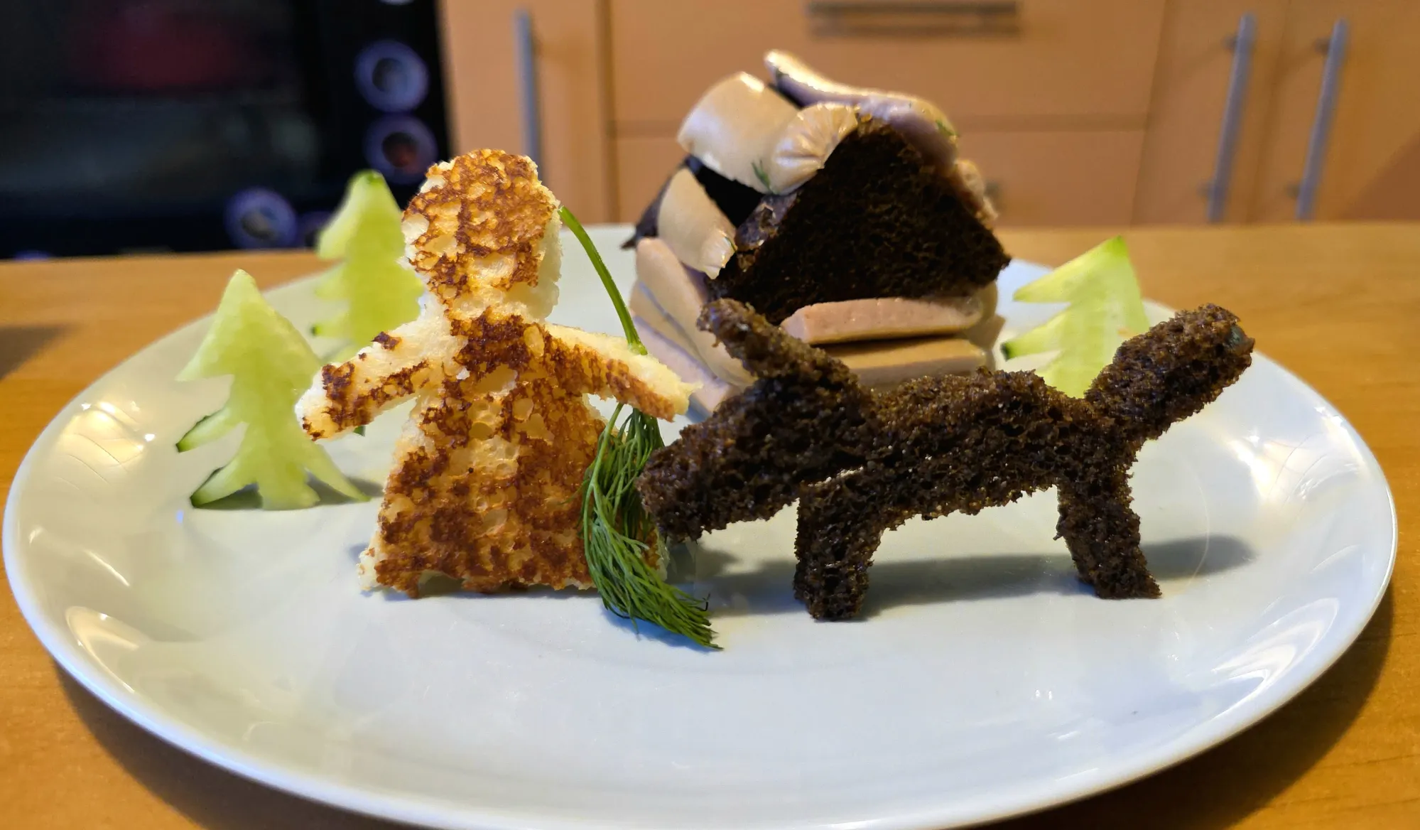 Сосисочный домик готов.