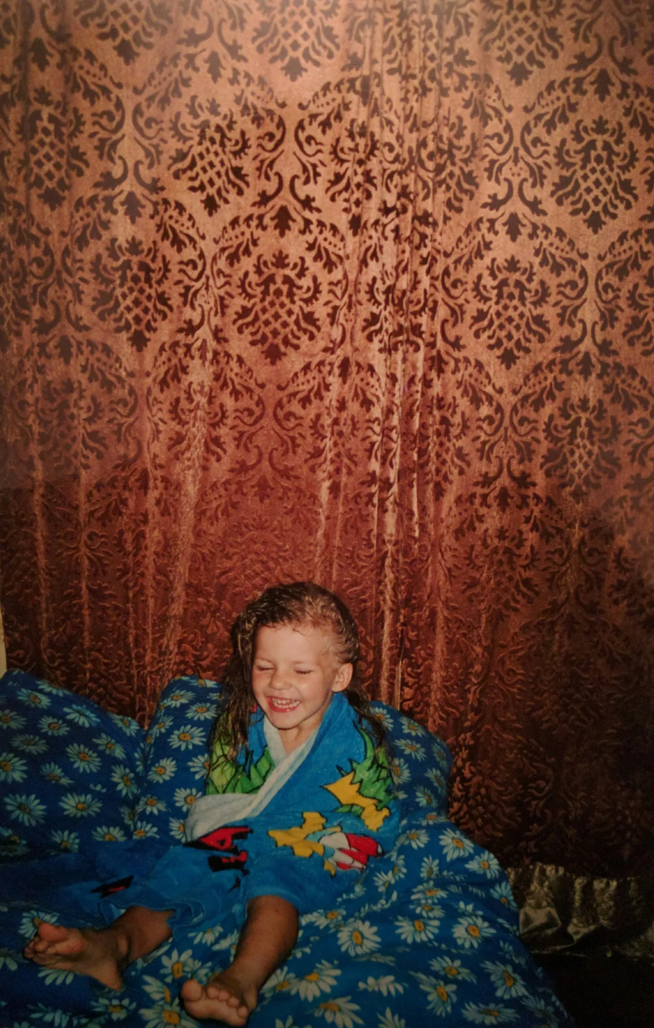 ноги уже огромные