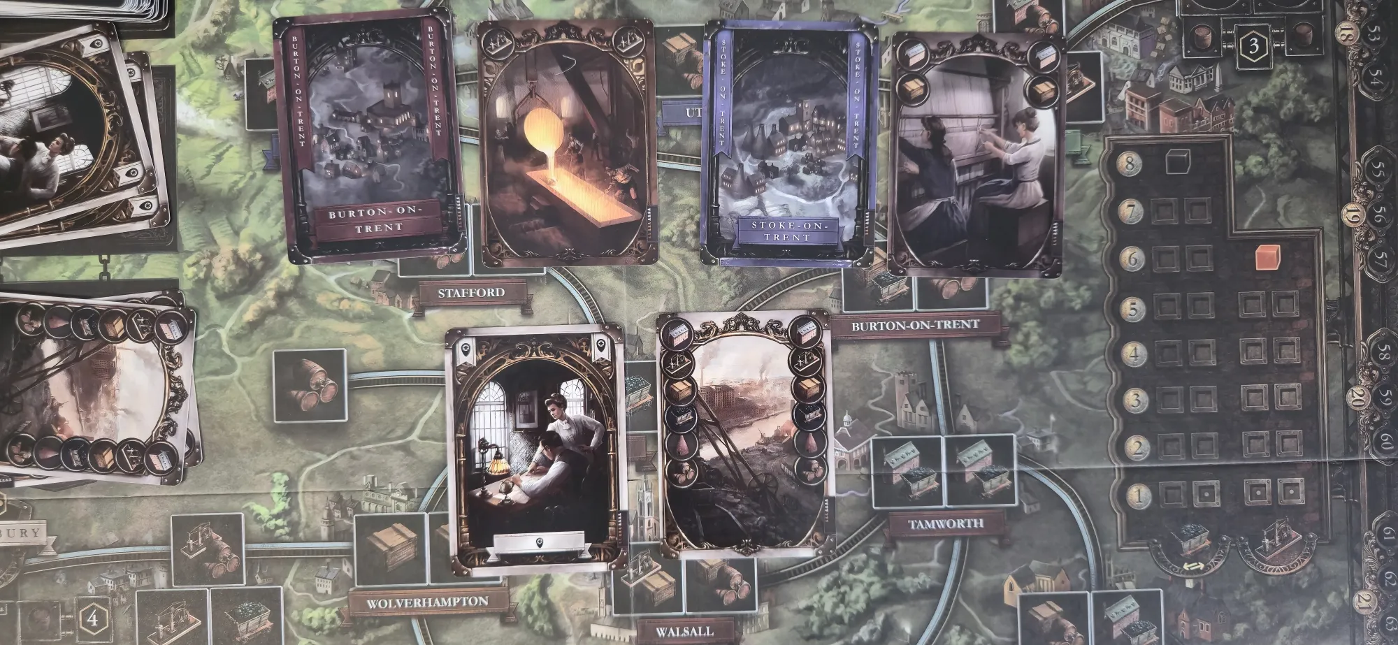 Примеры карт. Сверху основые, снизу джокеры.&nbsp;