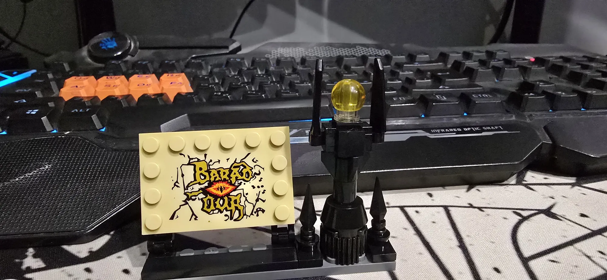 Вот и глаз и табличка.&nbsp;