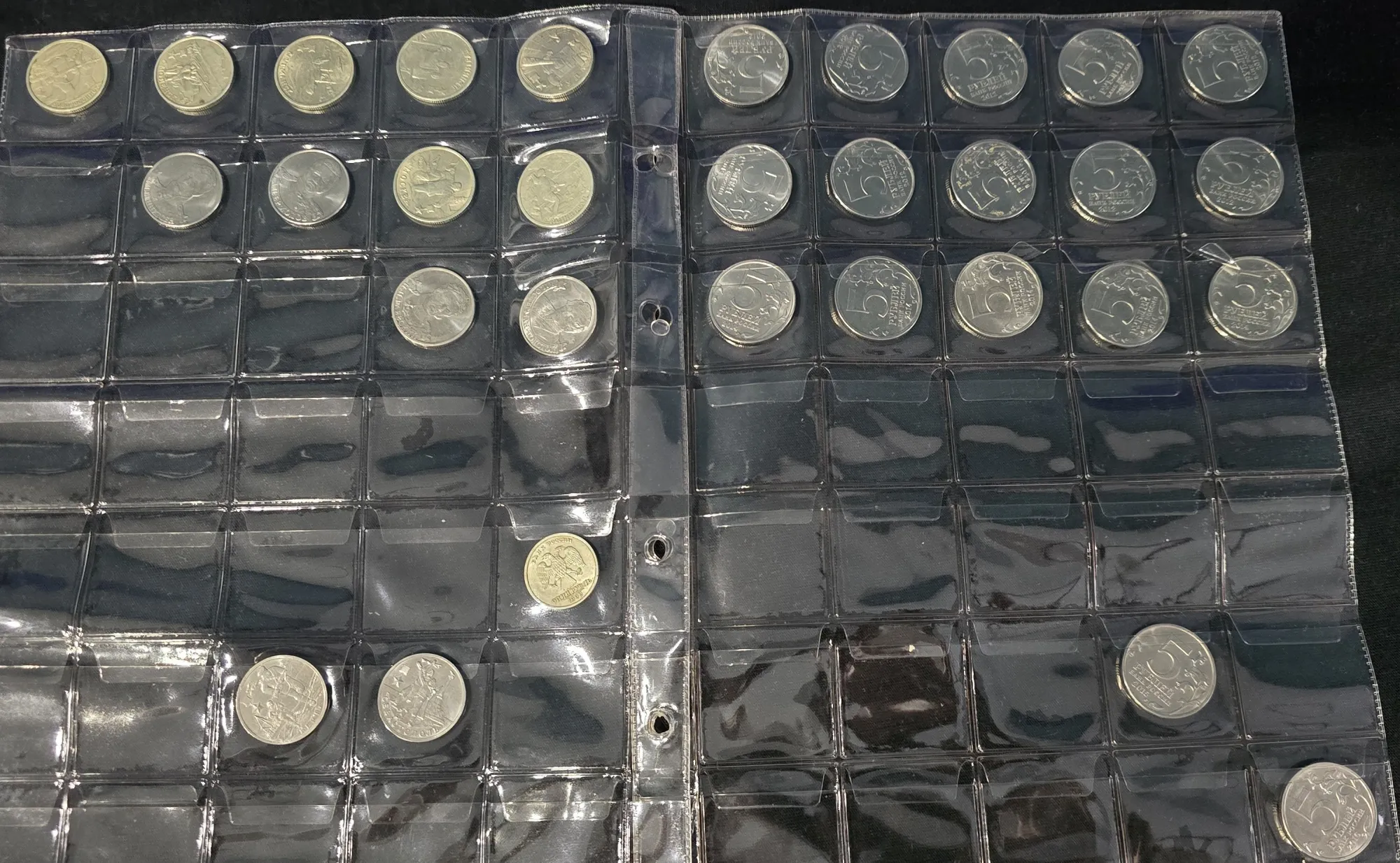 Пятёрки собраны в основном кучно, а потом пустота..