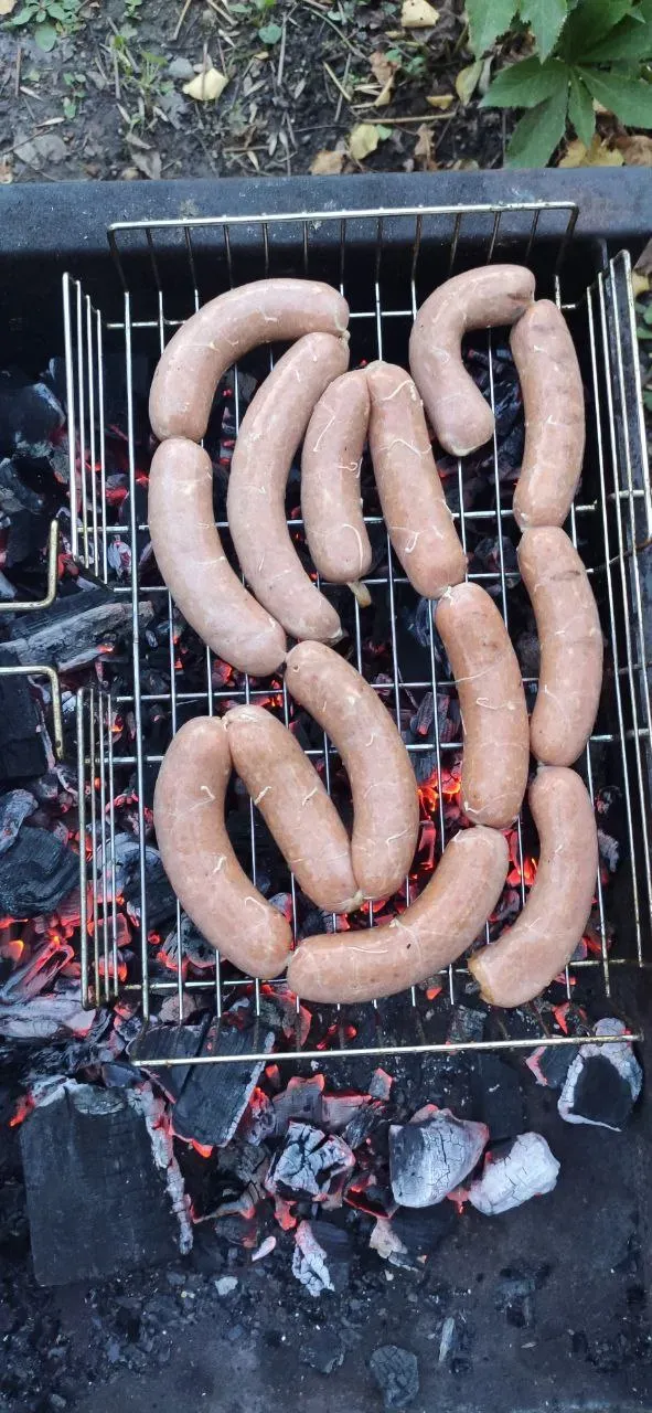 Я решил не сразу "прижимать", а дать вот одной стороне так прожариться.&nbsp;