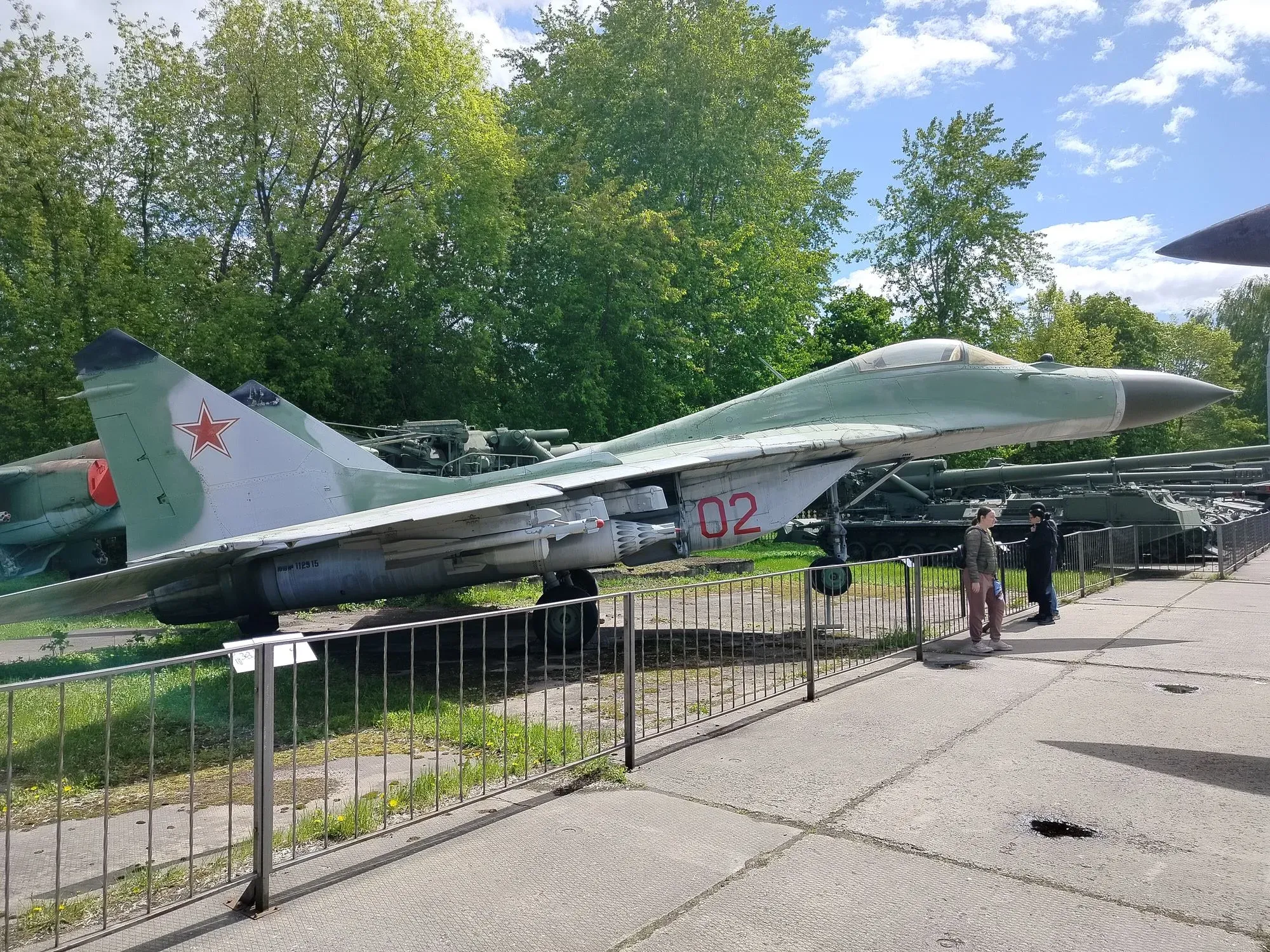 Разбавим подборку самолётами. На кадре представлен МИГ-29 -  советский многоцелевой истребитель четвёртого поколения 