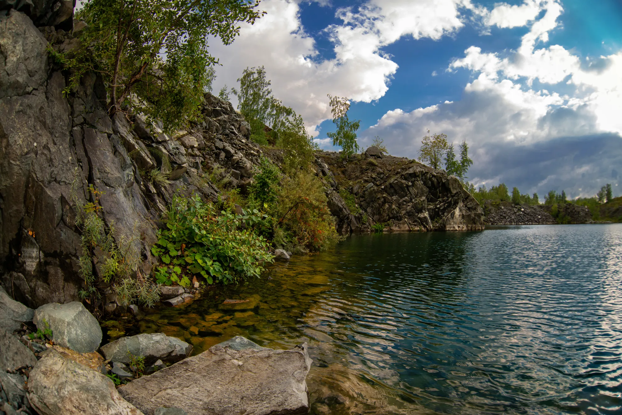 Затопленный карьер открытого типа "Забой". Тогучинский район, Новосибирская область
