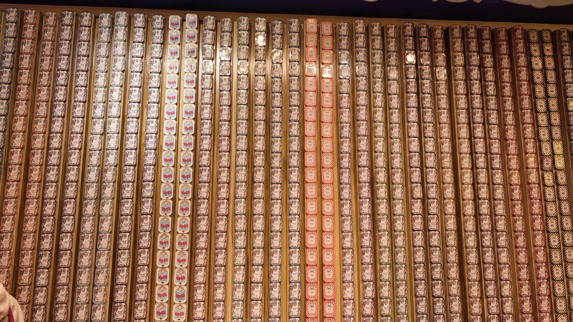 Тунец там тоже есть)))