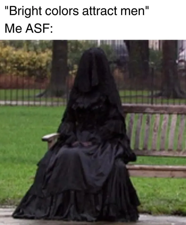 Яркие цвета привлекают мужчин. Я: