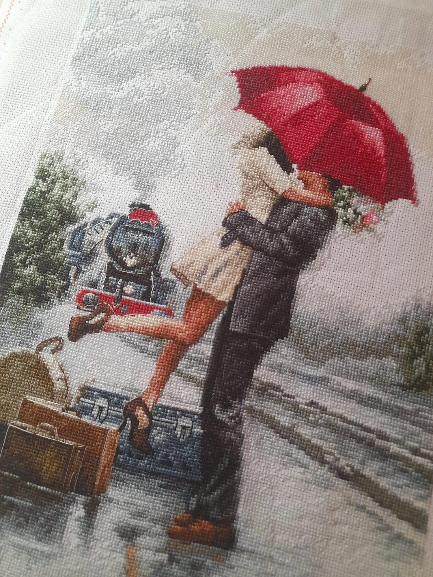 Подруге в подарок. Ещё вышивала по её запросу лошадь, но фото уже не найду