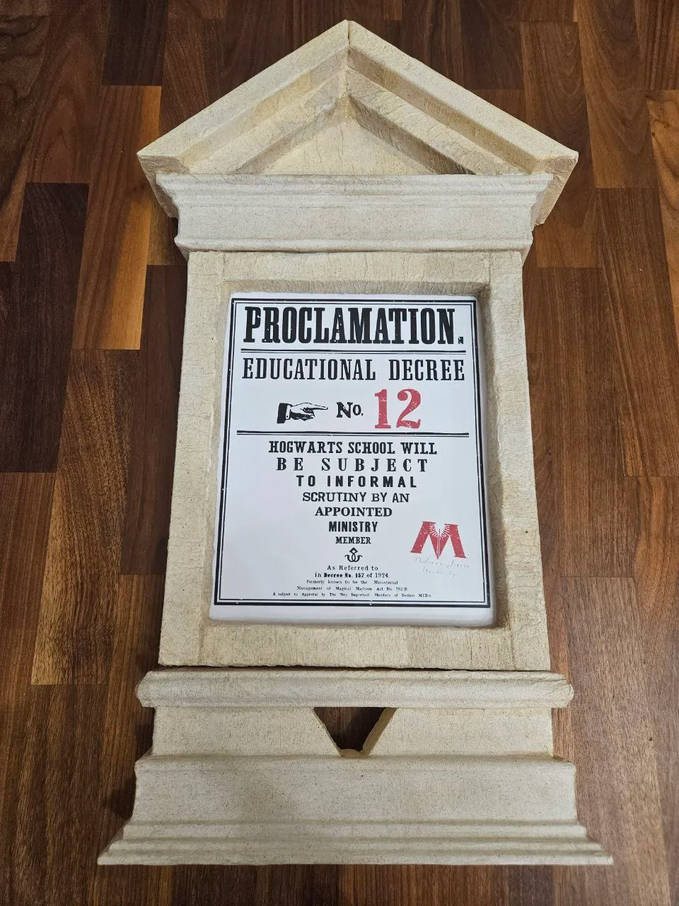 Получается вот такой вид как будто под прессом выдавили ))