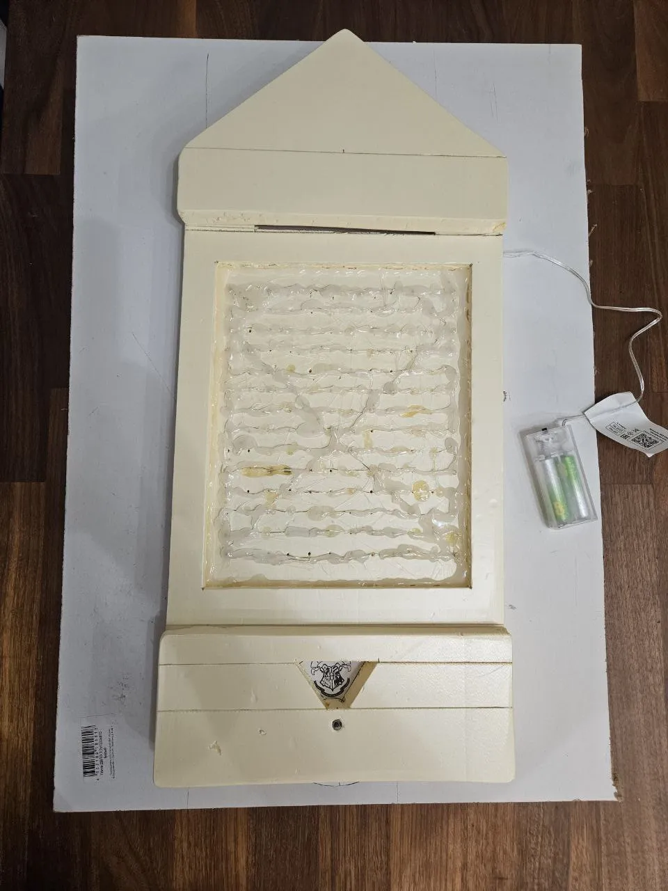 Начинаем склеивать. Жидкие гвозди в помощь!