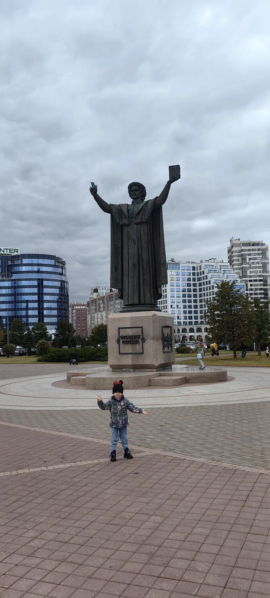 Вокруг очень красиво