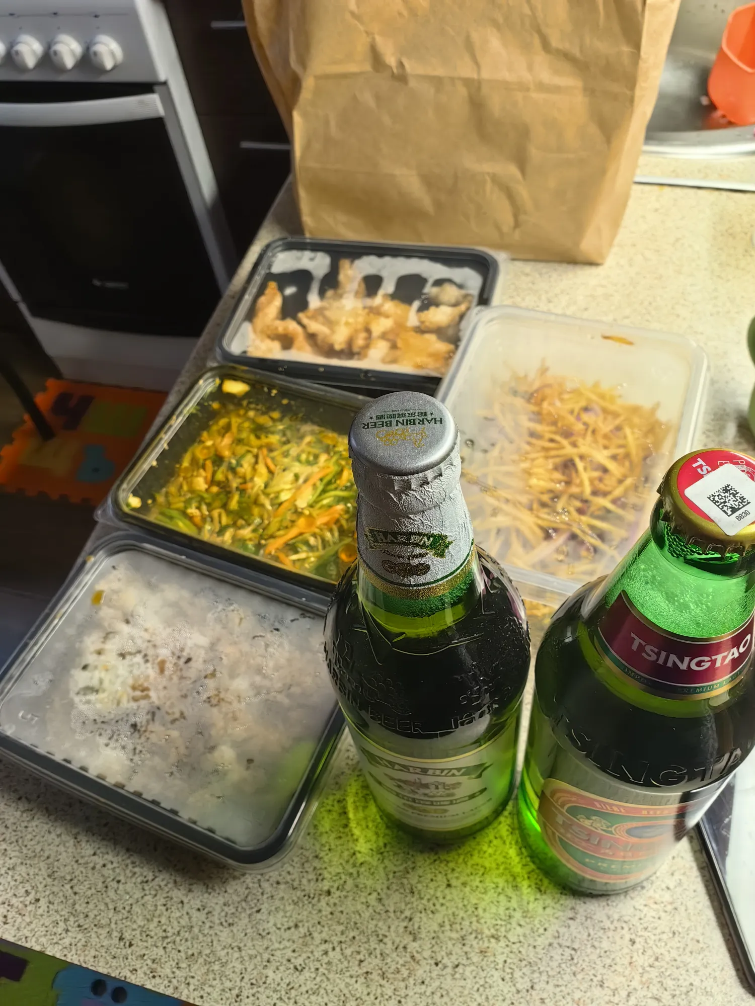 Как результат, мы не съели даже половины. Нам с собой завернули