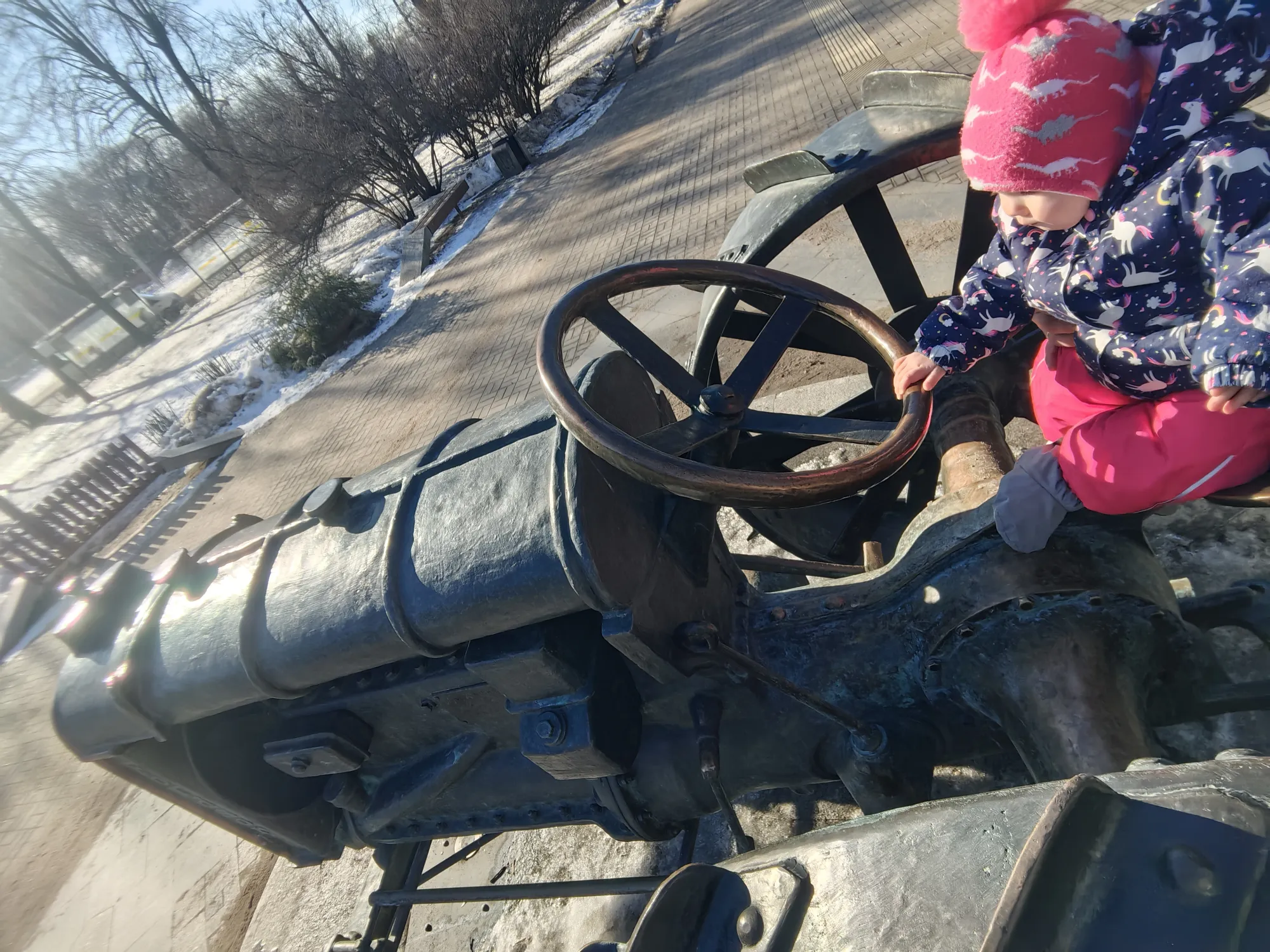 Благо он рядом