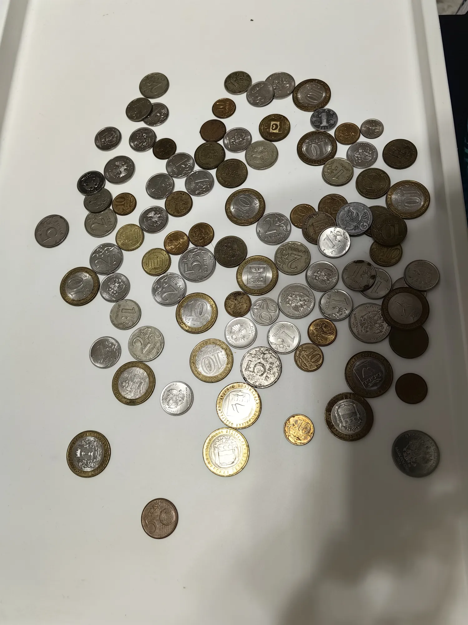 А так, вообще, этого добра полно. Просто в банке лежат давно