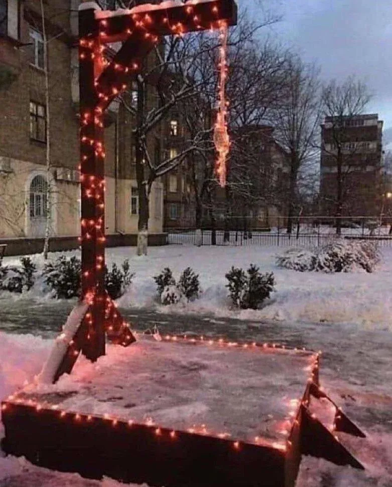 Повесить, так повесить...