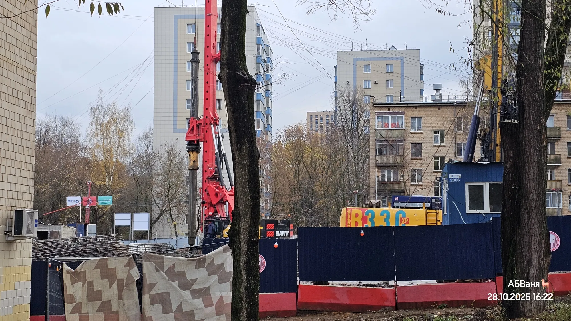 А здесь dolbyt normalno