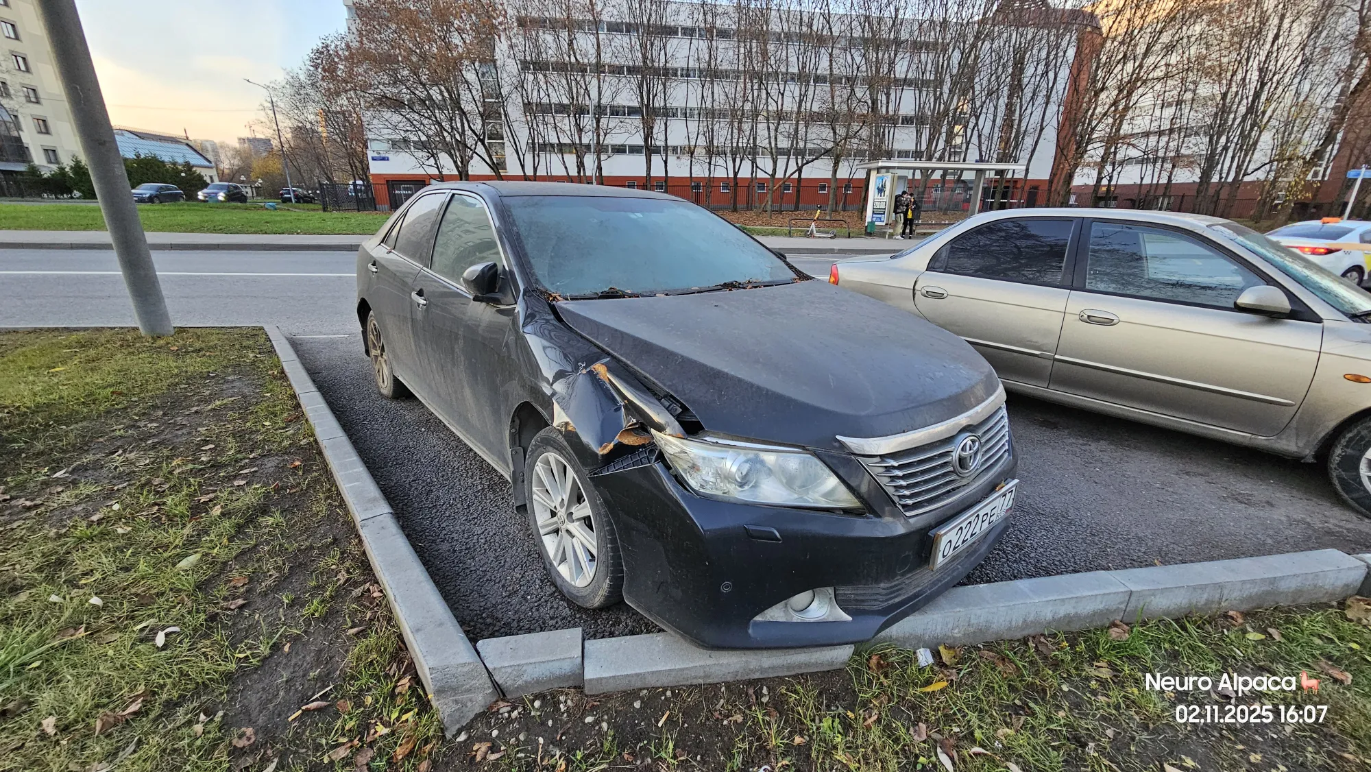 Напоследок, подальше, три двоечки! Снял не очень, но передать цифры и так удалось)