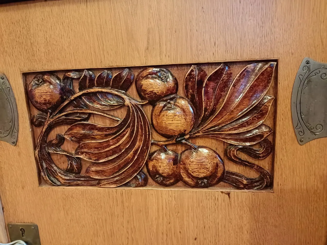 С офигенными рельефами!