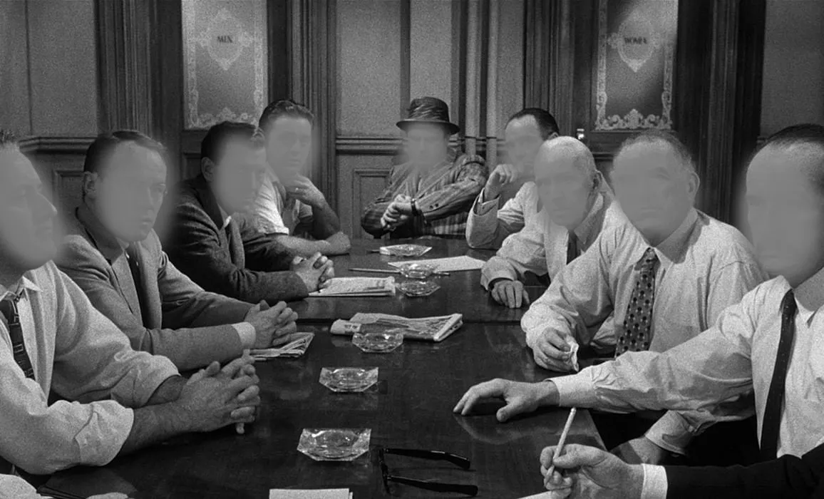 Представьте, что люди в фильме выглядят примерно так. Поняли бы о чём сюжет? Вот и я тоже )