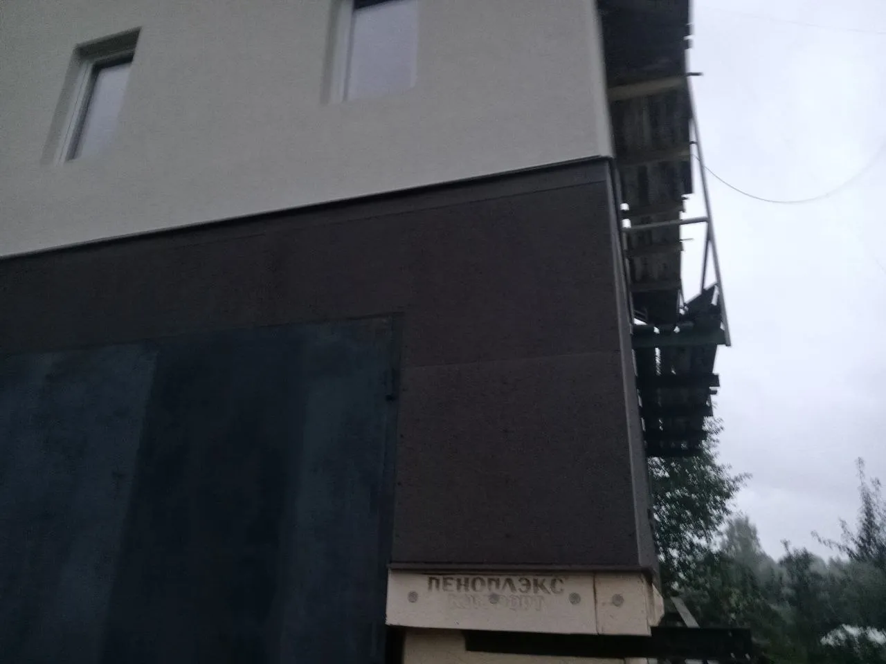 начинает темнеть, но хоть эта сторона закончена